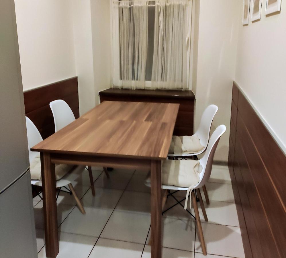 Apartament Przy Rynku Lägenhet Duszniki Zdrój Exteriör bild
